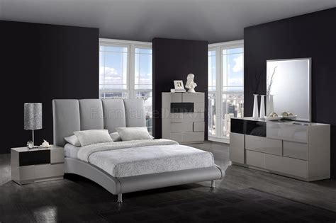 Modern Bedroom 8272 Grey Bed And Optional Bianca Casegoods