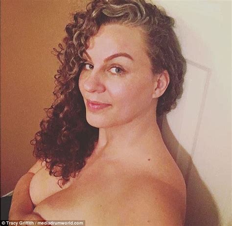 Woman Gains Almost 100k Instagram Followers For Her Curves Daily Mail