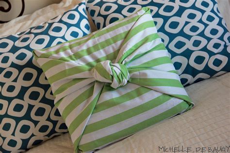 And because i thought it was important to share a little more about you can't sew?? No Sew Pillow Case - DIY - AllDayChic