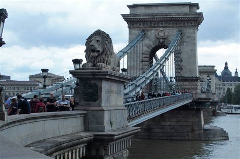 Solve Chain Bridge Budapest Jigsaw Puzzle Online With 150 Pieces