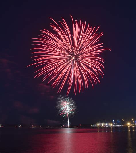 Poole Fireworks Poole Fireworks Paul Southgate Flickr