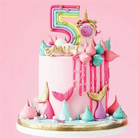 This Cake Is What 5 Year Old Dreams Are Made Of Beautiful Pink With