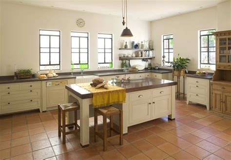 English style kitchen by Touchwood- מטבח אנגלי כפרי | English style