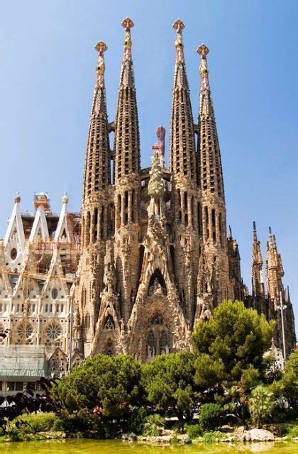 Los 14 Monumentos Más Importantes De España