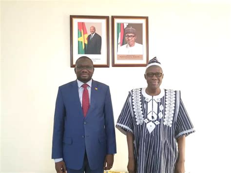 Visite De Courtoisie Du Nouvel Ambassadeur De La Guinée Bissau à Abuja