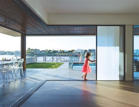 Large Door Openings Made Easy | ArchDaily