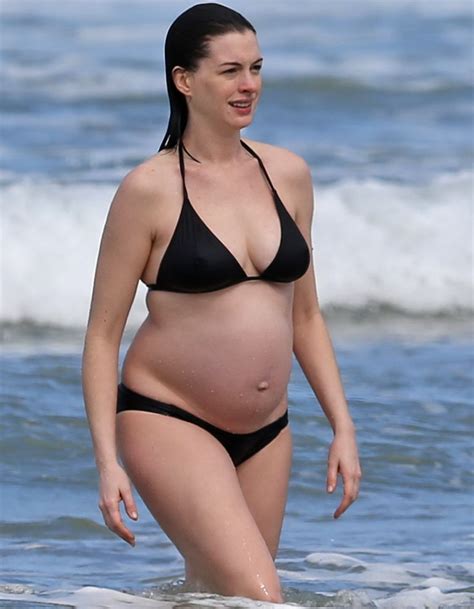 Pregnant Anne Hathaway In Bikini At A Beach In Hawaii HawtCelebs