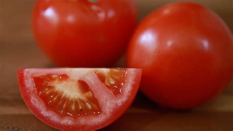 4 Quick Tomato Tips Youtube