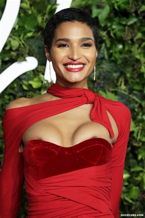 Indya Moore Nipple Slip At The Fashion Awards Nucelebs Com