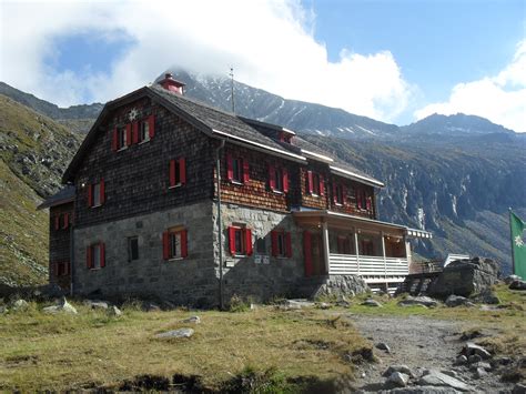If you continue we assume that you agree to the use of cookies on our website. Arthur von Schmid Haus 2281m in Mallnitz - Villach Land