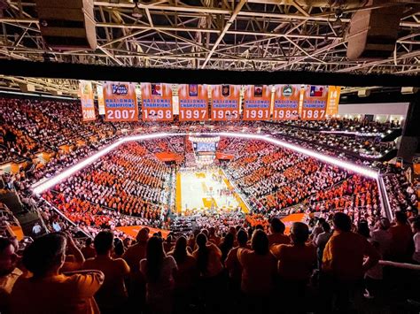 Thompson Boling Arena 95 Photos And 21 Reviews 1600 Phillip Fulmer