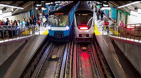 Half of Montreal metro stations now have mobile ...