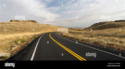 Two Lane Blacktop Hi Res Stock Photography And Images Alamy