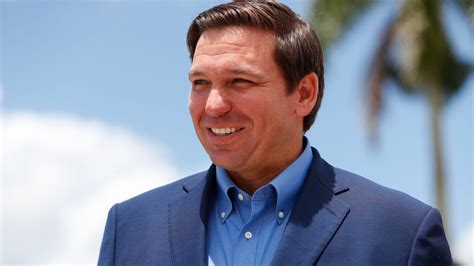 Ron Desantis Has Laid Out His Debate Strategy For Donors And Supporters