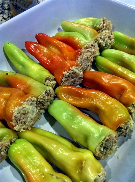 Stuffed Cubanelle Peppers Non Foodie Foodie Stuffed Peppers Tasty
