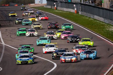 H N Rburgring Teams Und Teilnehmer Starterliste Mit Autos