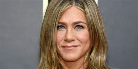 Jennifer Aniston Is Unrecognisable In Rare Throwback Snap To Celebrate