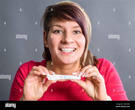 Hormone Pregnancy Test Hi Res Stock Photography And Images Alamy