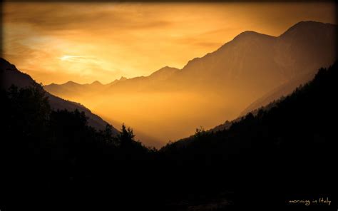 2560x1704 Dawn Mountains Morning Sun Wallpaper Coolwallpapersme