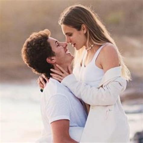 la gran muestra de amor que juanpa zurita le dio a macarena achaga e online latino mx