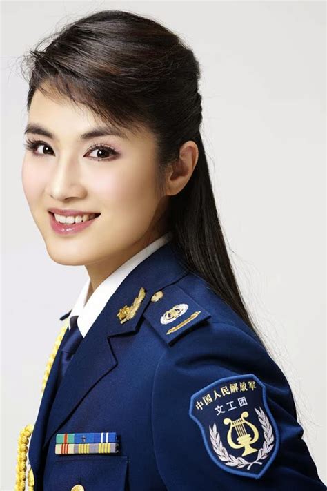 In china's thousands of years of history, the ancient military uniform is also constantly changing according to the time. The Uniform Girls: PIC Chinese China Female Military ...