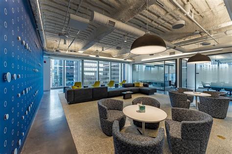 How Hub International Optimized Their Real Estate Officespace