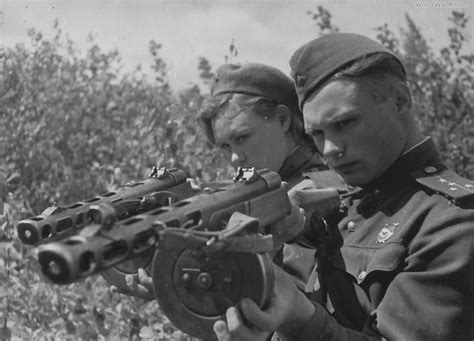 Soldiers With Ppsh 41 World War Photos