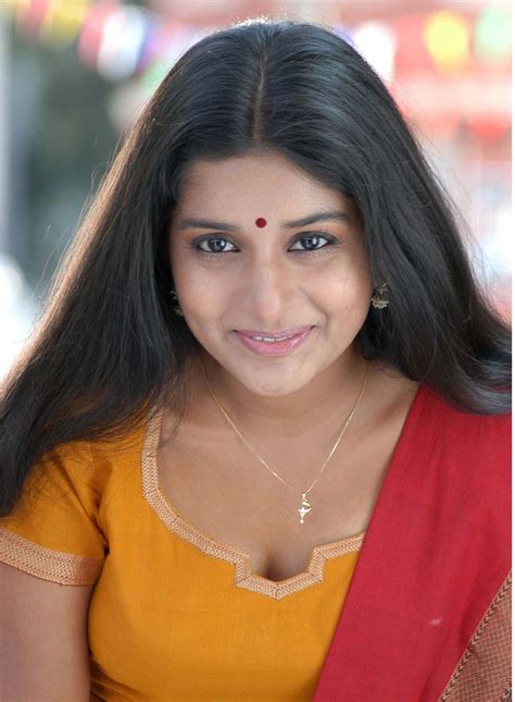 Fathima babu hot navel pics; Hot Navel Touch in Sarre Photos Image in Half Saree Images ...
