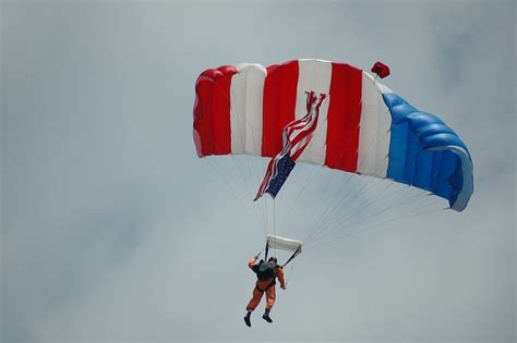 Skydiver Parachute Extreme Free Photo On Pixabay