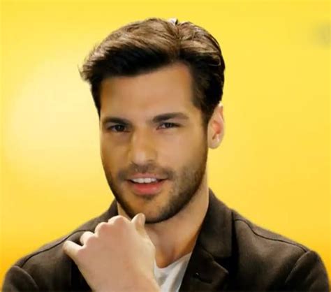 Serkan çayoğlu ve özge gürel sevgili mi iddiası doğrulandı. Serkan Çayoğlu, 2019 | Ünlüler ve Çift