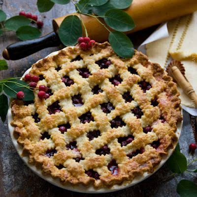 12 Scrumptious Serviceberry Recipes | Chuckley Pear, Saskatoon Berry ...