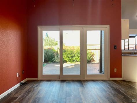 114 Hidden Trail Ln, Vallejo, CA 94591 | MLS# 323906878 | Redfin