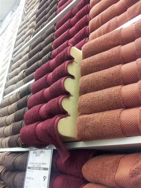 Bed Bath And Beyonds Towers Of Towels Are A Beautifully Folded Lie