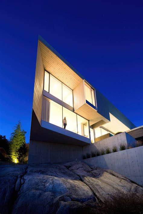 Sunset House Modern Organic Minimalism West Vancouver Bc Canada