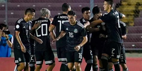 Selección mexicana 2021 y el equipo nacional estrenará playera para un año cargado, después del ahora, el diseño destacó el negro y rosa mexicano para el uniforme que se verá en los próximos. Estos son los 10 partidos confirmados para la Selección ...