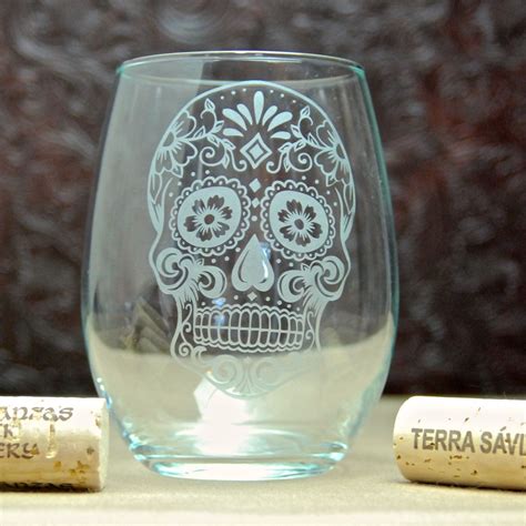 Sugar Skull Stemless Wine Glass Glass Etched Day Of The Dead Etsy Personalized Wine Glass