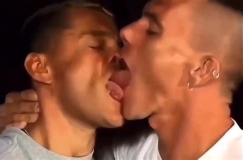 Men Bondage Hot Deep Tongue Kissing