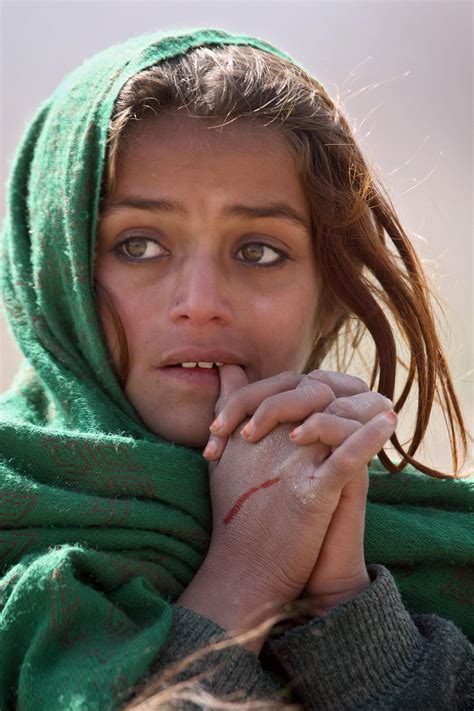 Afghan Girl Waits In Line For Distribution Of Food Beautiful Eyes