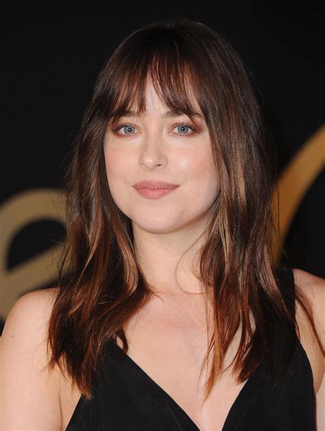 How To Grow Out Your Bangs Without Completely Hating Your Hair