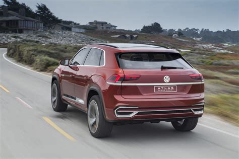 What sets the vw atlas cross sport apart from the competition? New Model VW Atlas Cross Sport 2020: Photos, Datasheet, Prices