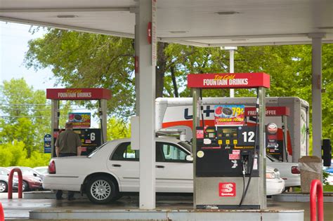 Marathon Is Selling Speedway Gas Stations To 7 Elevens Parent For 21