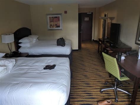 Hotel Doubletree By Hilton Hotel Greensboro Reviews And Photos 3030 W Gate City Blvd