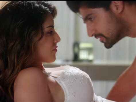Sunny Leone Hot Sensuous Intimate Scenes From Upcoming Film One Night Stand Sunny Leone Hot
