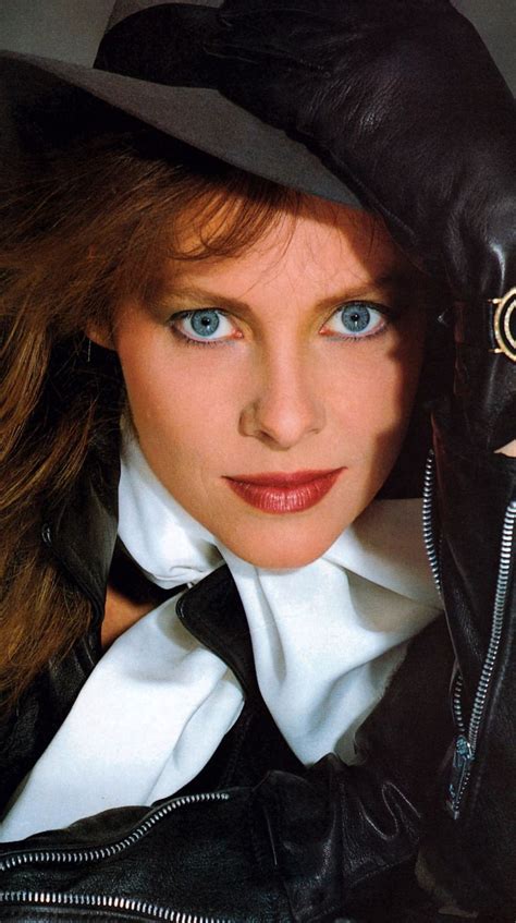 Periodicult Kate Capshaw Glamour Shots Fashion S