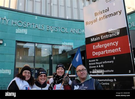 Bristol Uk Th Dec Nurses Supported By Their Union The Royal