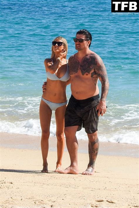 Christina Haack Wears A Band With Her Engagement Ring During Cabo