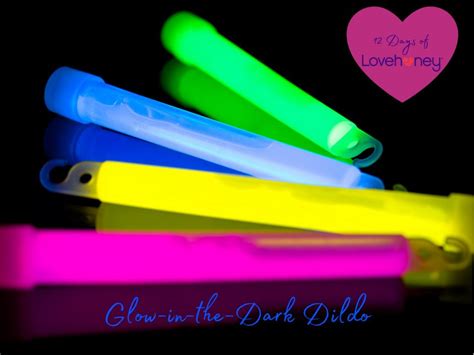 Toy Review Lovehoney Glow In The Dark Dildo Coffee And Kink