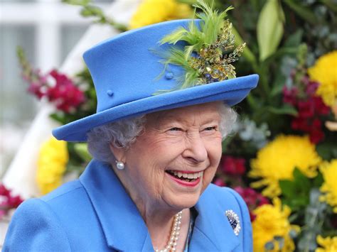 Queen Elizabeth Is Still Going on Her Balmoral Vacation This Summer 