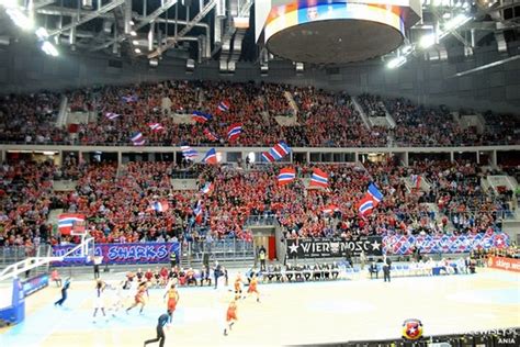 Are the wisla fans happy with that? Wisła Krakow - Galatasaray 18.12.2014, new record for ...