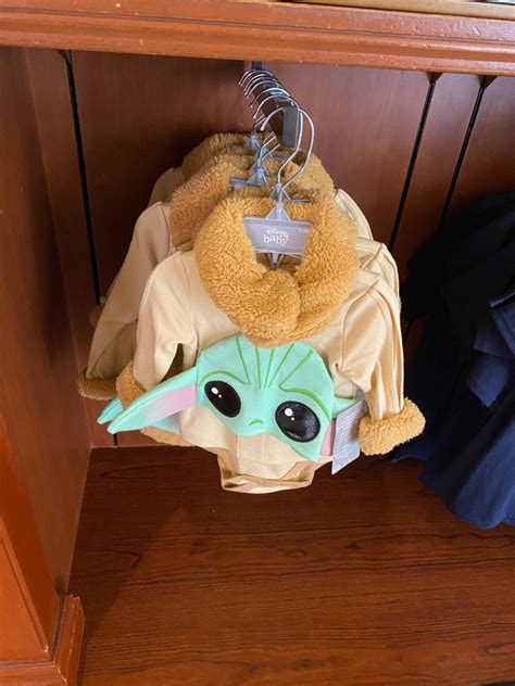4.7 out of 5 stars 256. PHOTOS: New "The Mandalorian" Baby Yoda Costume Onesie ...